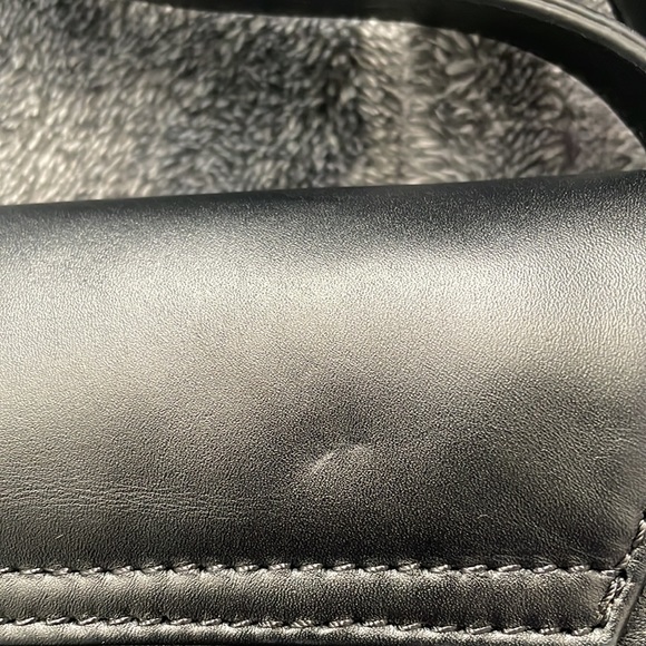 NWOT Ted Baker Beesome Slim Bow
Mid crossbody handbag,  8"x7.5"x2.25" BLACK - Picture 14 of 14